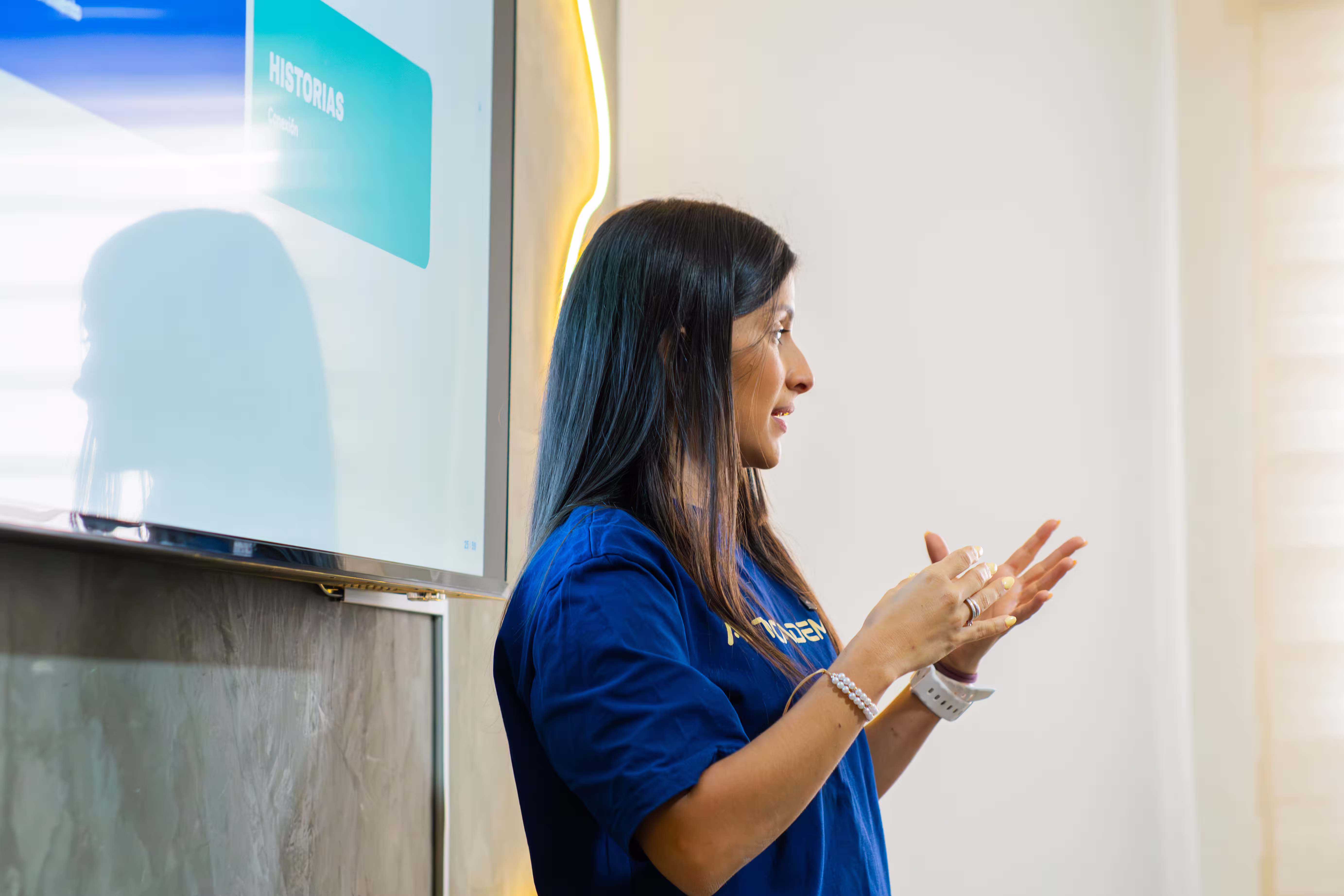 Estudiantes de Articademy en clase presencial